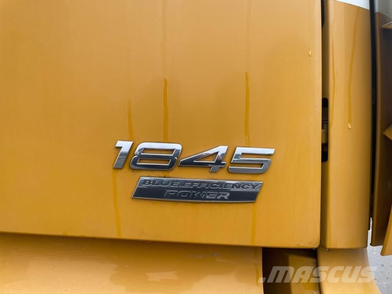 Mercedes-Benz Actros 1845 牵引车