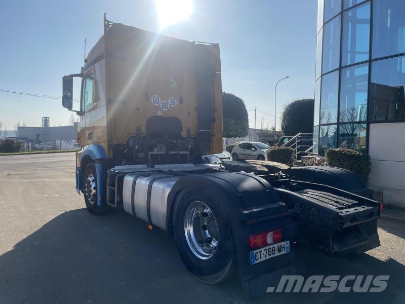Mercedes-Benz Actros 1845 牵引车