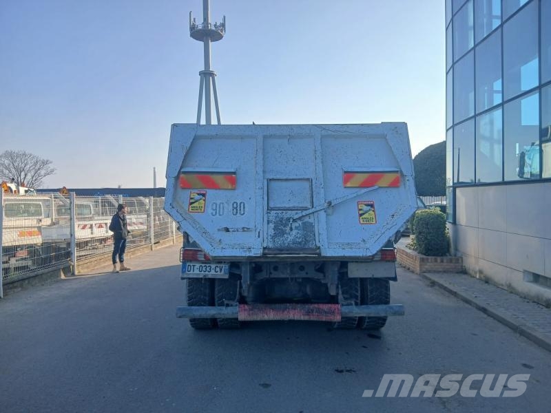 Mercedes-Benz Arocs Camion benne