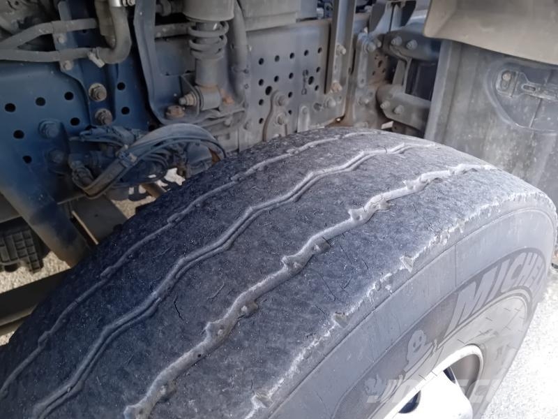 Mercedes-Benz Arocs Pašizgāzējs