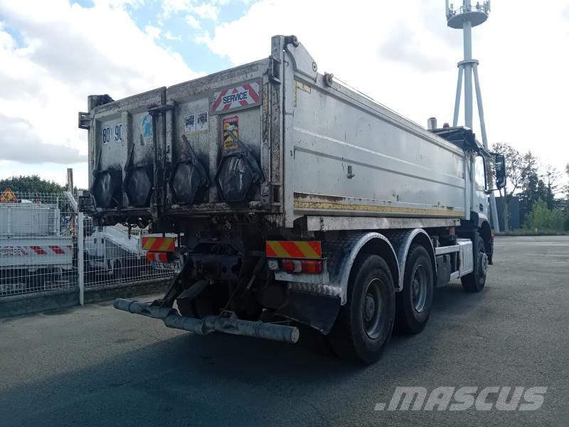 Mercedes-Benz Arocs Pašizgāzējs