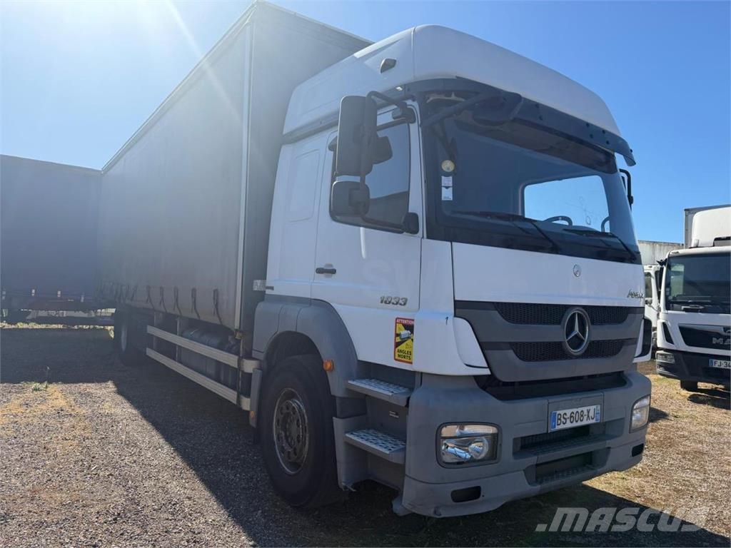 Mercedes-Benz Axor 1833 Tovornjaki s ponjavo