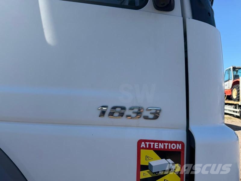 Mercedes-Benz Axor 1833 Tovornjaki s ponjavo