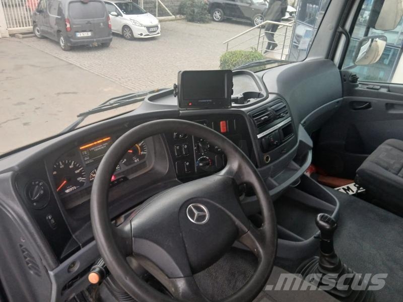 Mercedes-Benz Axor 3240 Savivarčių priekabų vilkikai
