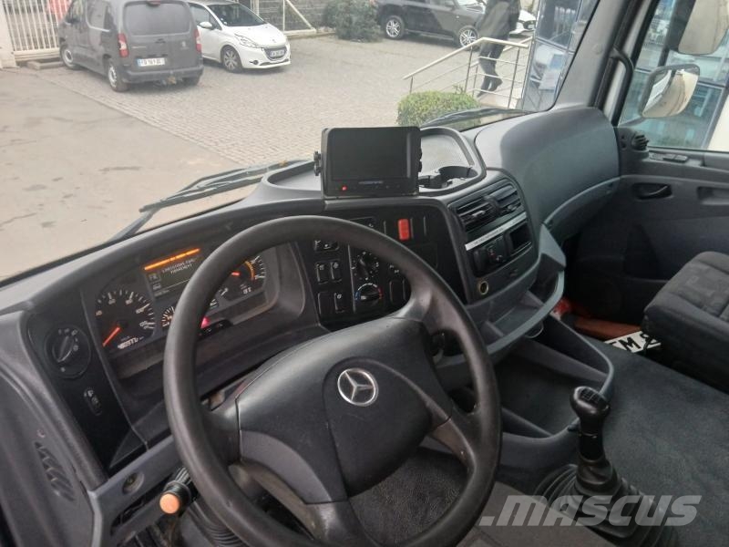 Mercedes-Benz Axor 3240 Tipper trucks