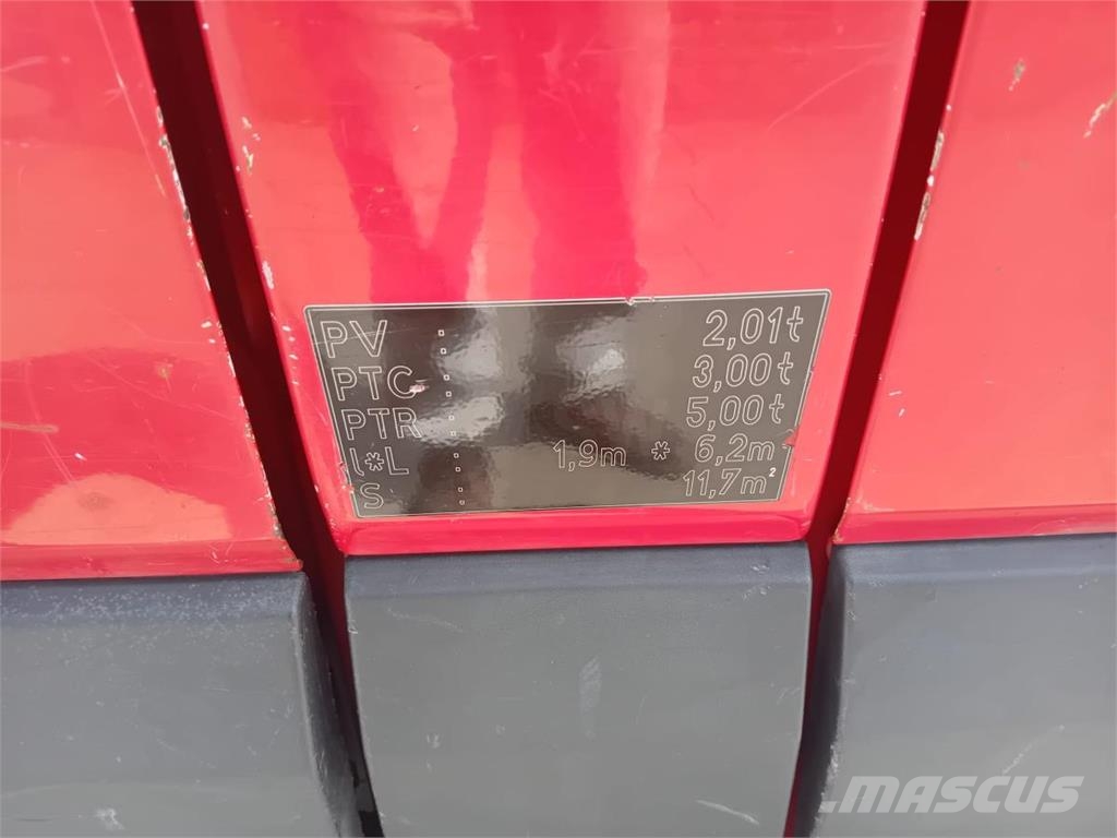 Mercedes-Benz Sprinter 209 CDI هيكل صندوقي