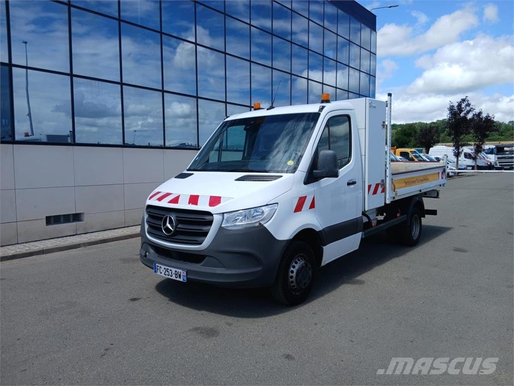 Mercedes-Benz Sprinter Kis teherszállító/Platós kocsi