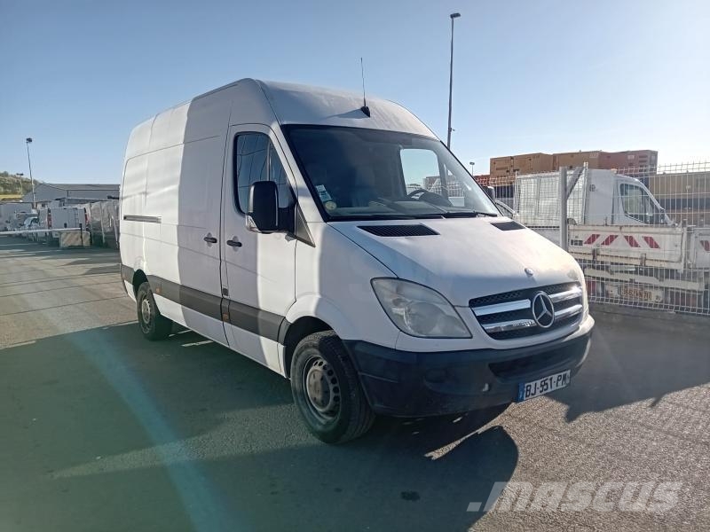 Mercedes-Benz Sprinter 218 CDI Box body
