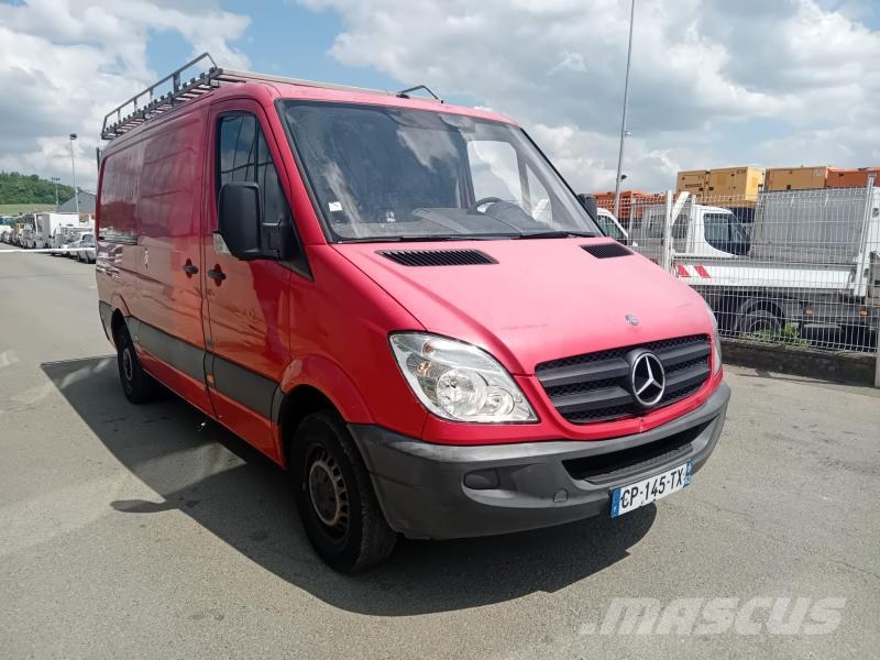 Mercedes-Benz Sprinter 209 CDI 박스 바디
