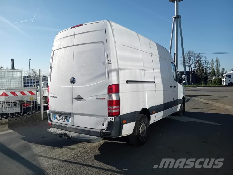 Mercedes-Benz Sprinter 218 CDI Box body