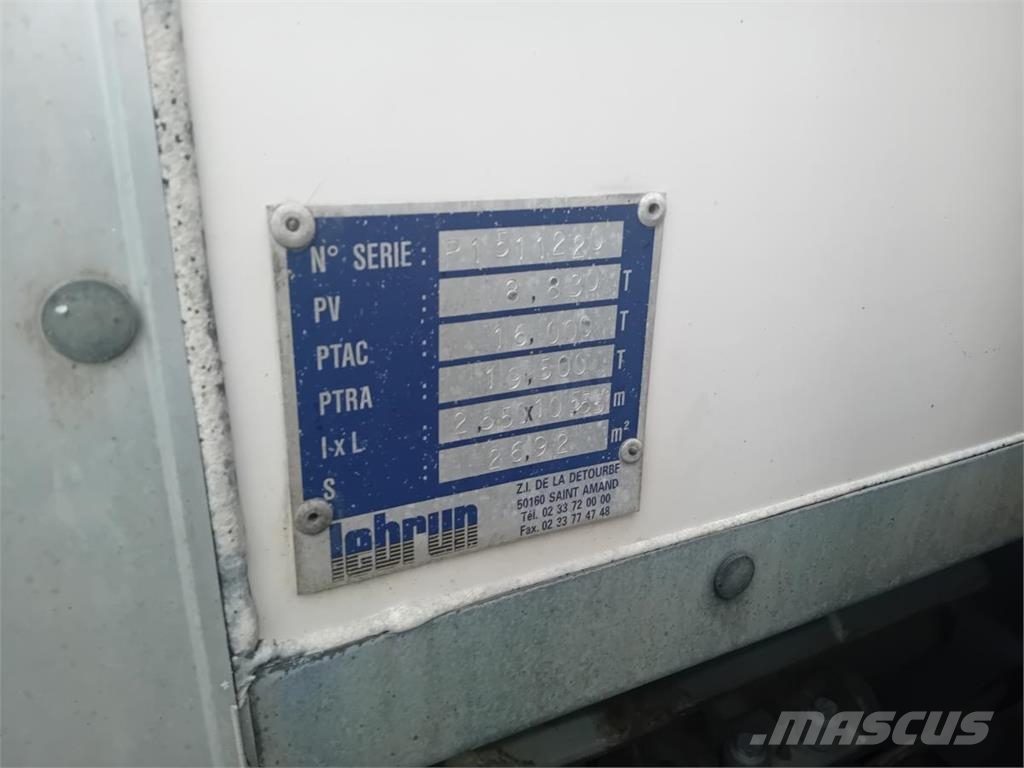 Renault D16 Camiones con caja de remolque