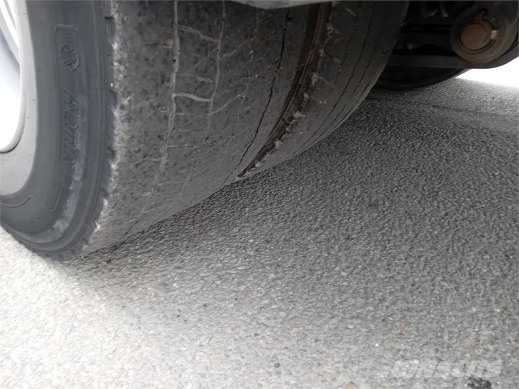 Renault Gamme D 280.19 Sanduk kamioni