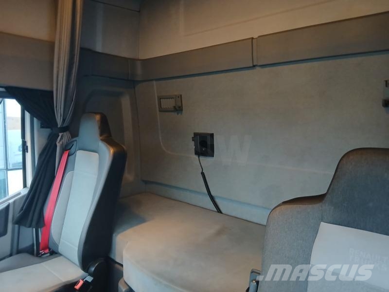 Renault Gamme T Autotractoare