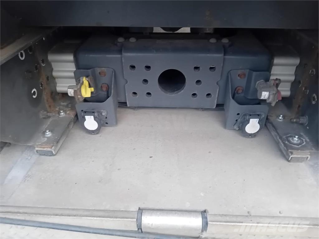 Renault Gamme T 380 Camiones caja cerrada