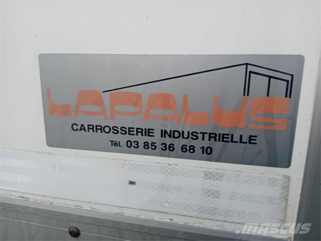 Renault Gamme T 380 Furgoonautod