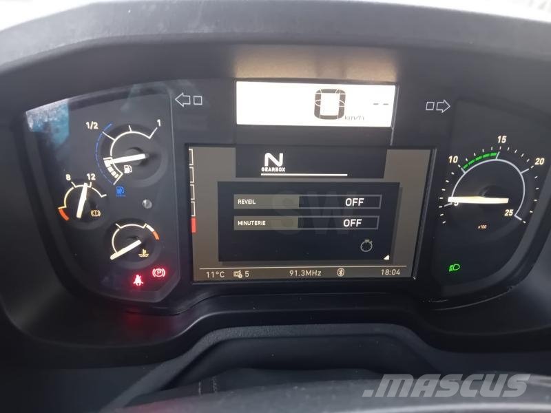 Renault Gamme T 380 Camiones caja cerrada