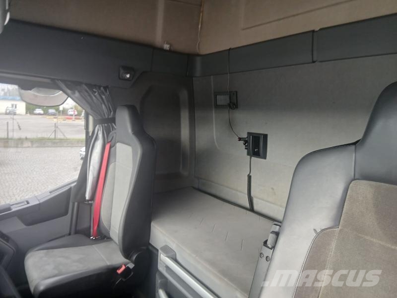 Renault Gamme T 460 牵引车