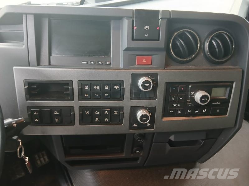 Renault Gamme T 520 وحدات الجر