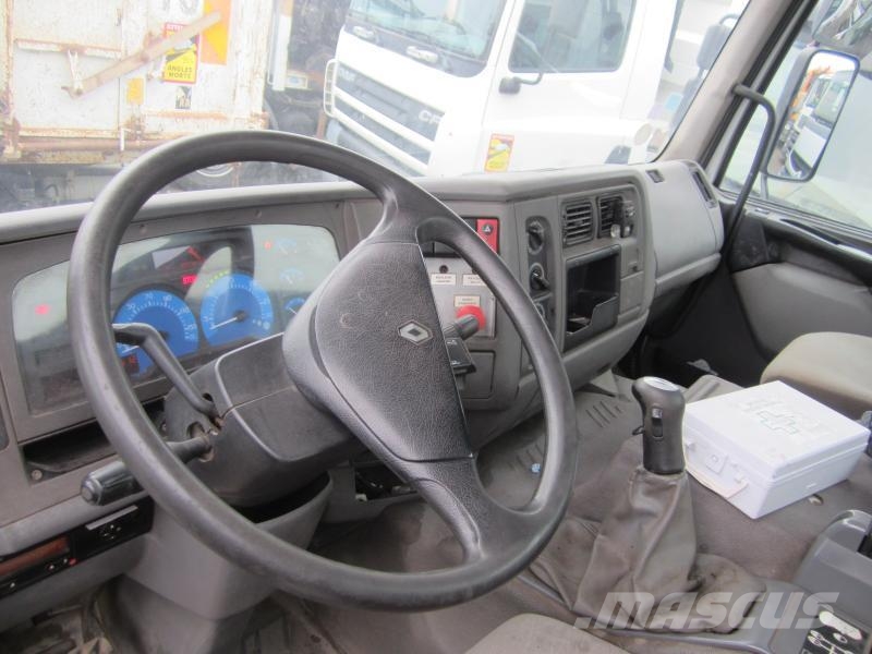 Renault Kerax 탱커 트럭