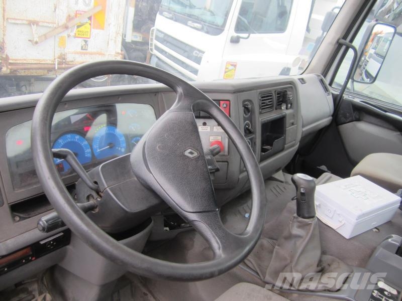 Renault Kerax شاحنات ذات صهاريج