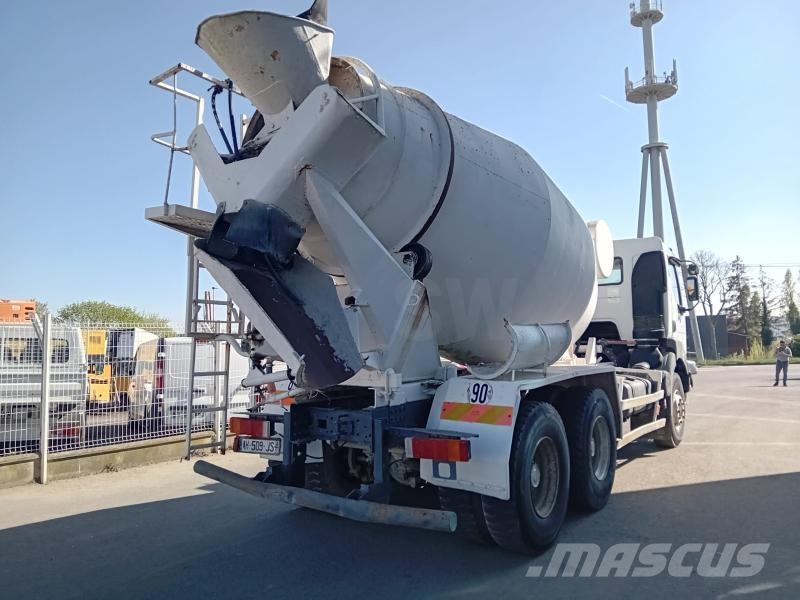 Renault Kerax 340 混凝土搅拌车