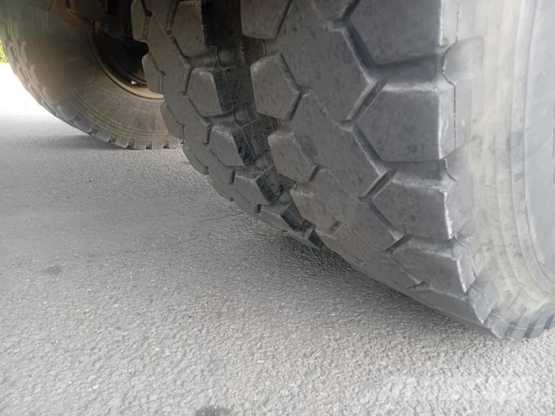 Renault Kerax 460 DXI Motrici e Trattori Stradali