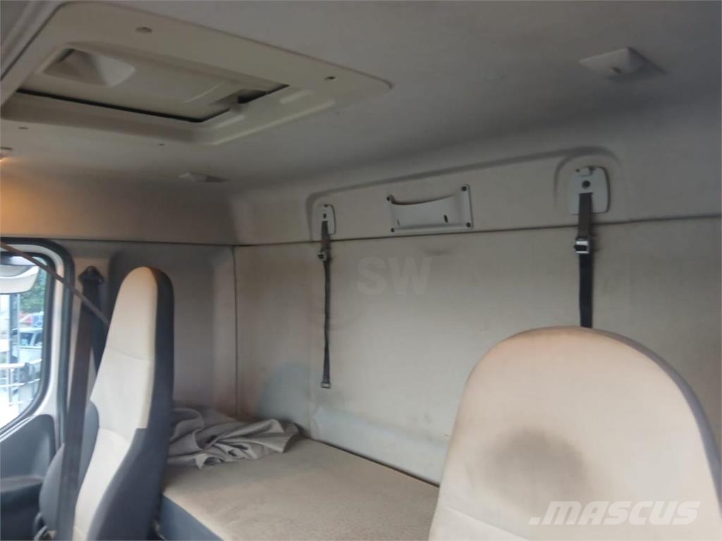 Renault Kerax 500 DXI Vlačilci