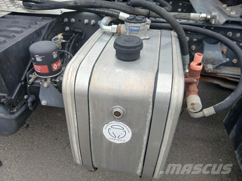 Renault Kerax 500 DXI Truck Tractor Units