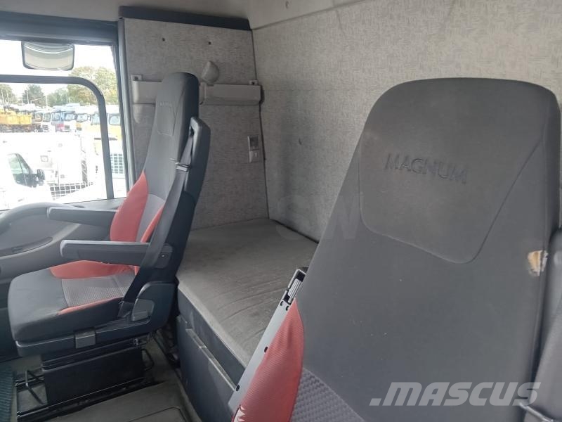 Renault Magnum 480 DXI Tovornjaki zabojniki