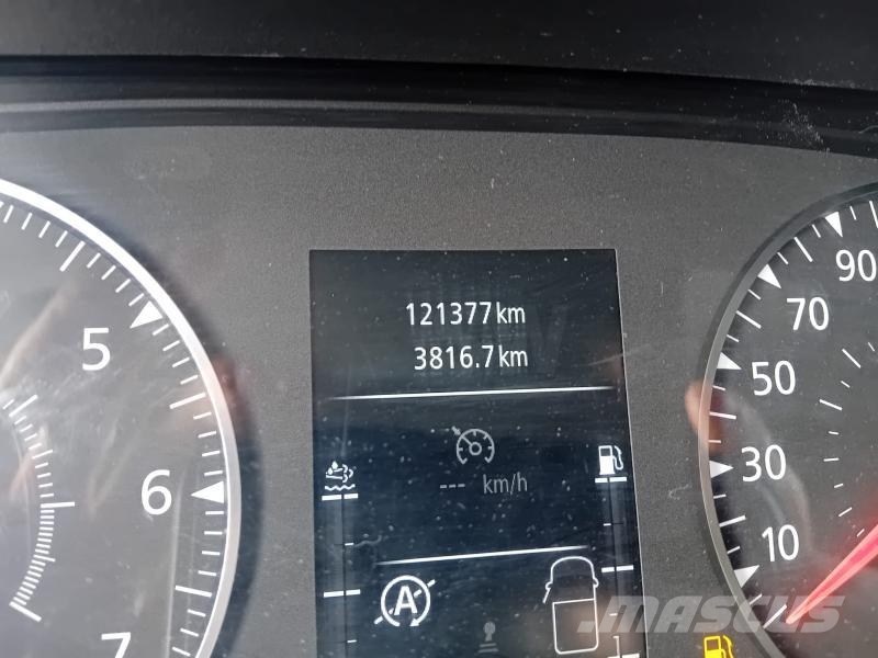 Renault Master Фургони
