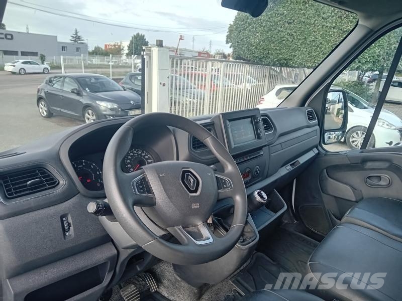 Renault Master Фургони