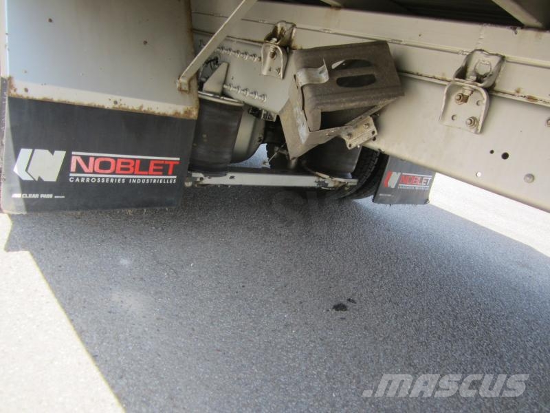 Renault Midlum 220 DXI Camiones caja cerrada