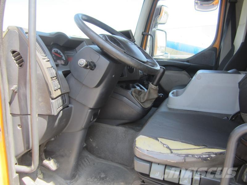 Renault Midlum 220 DXI Furgoonautod