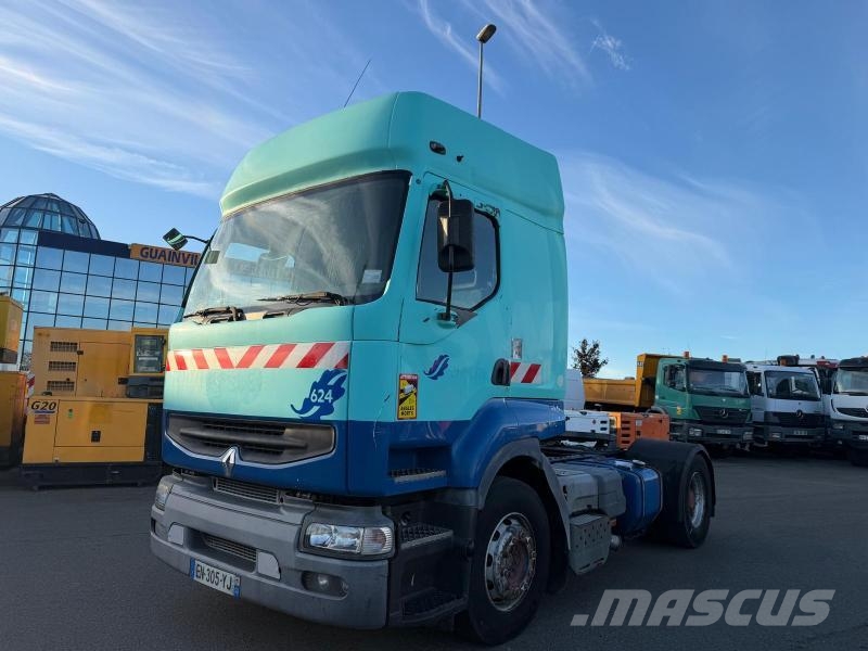 Renault Premium Trekkers