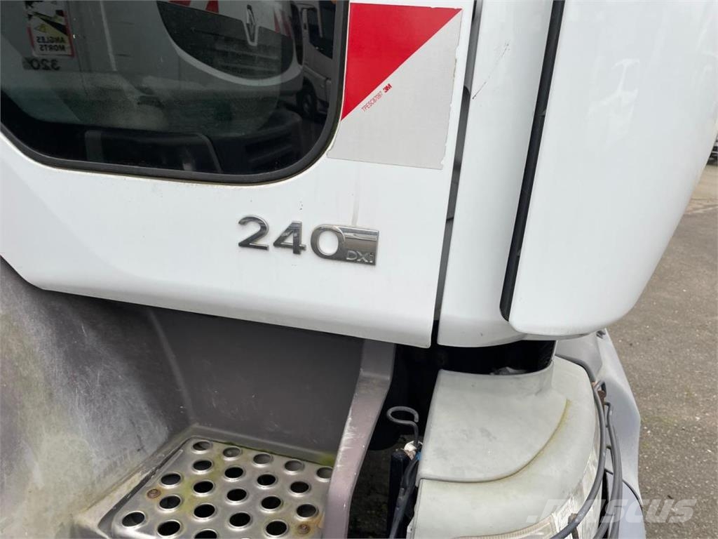 Renault Premium 240.13 DXI شاحنات قلابة
