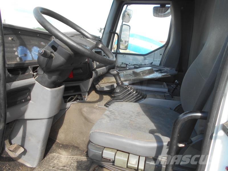 Renault Premium 270 DCI Camiões de chassis e cabine