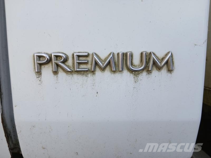 Renault Premium 280 DXI Тентовані вантажівки