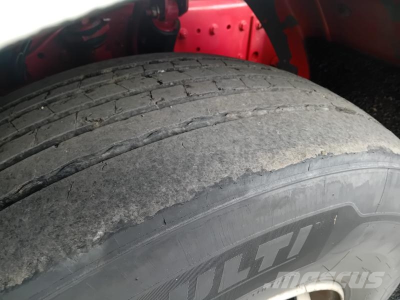 Renault Premium 300 DXI Camiones cisternas