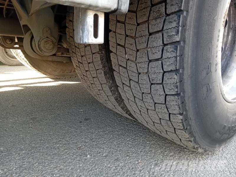 Renault Premium 340.19 DXI Camiones de caja de lona