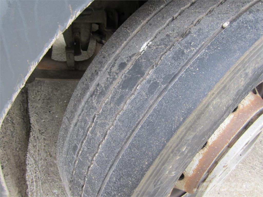 Renault Premium 400 Trossüsteemiga vahetuskere veokid