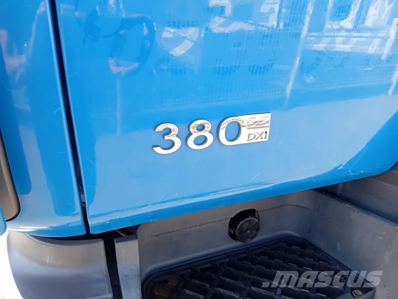 Renault Premium Lander 380 6x4 Containertrucks met kabelsysteem