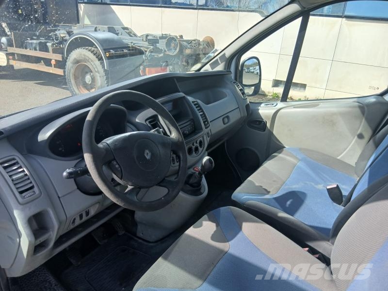 Renault Trafic Vehículos de caha cerrada