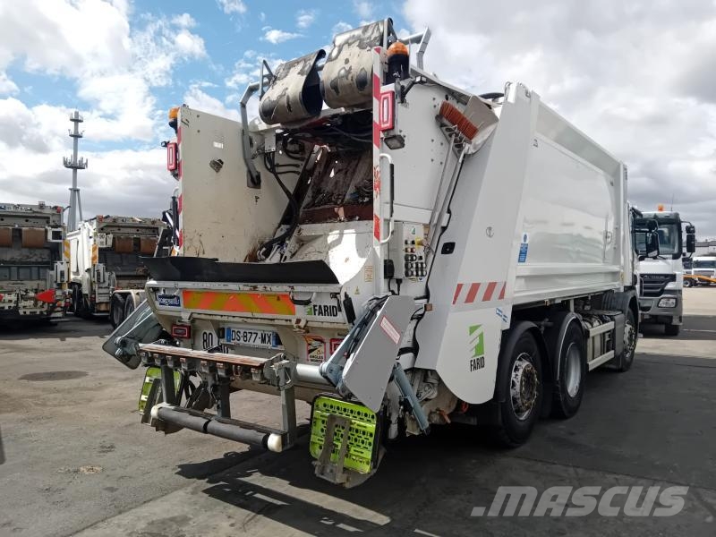 Scania P 320 شاحنات المخلفات