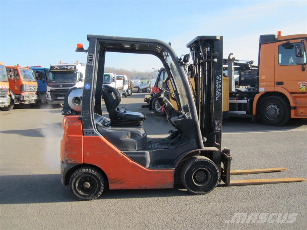 Toyota 02-8FGF18 Autres Chariots élévateurs
