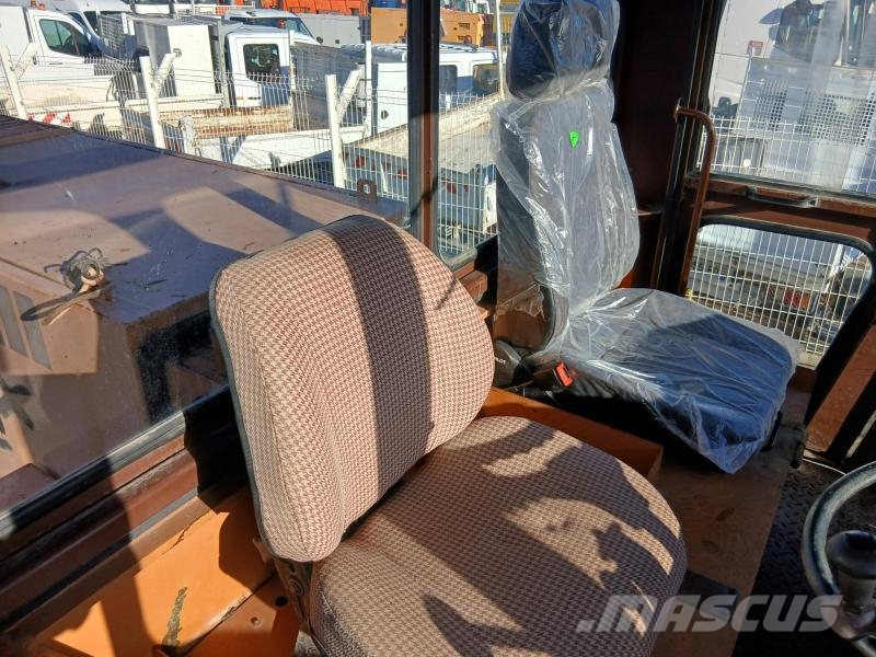 Vibromax W 1102 H Compattatori da suolo