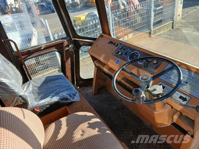 Vibromax W 1102 H Compattatori da suolo