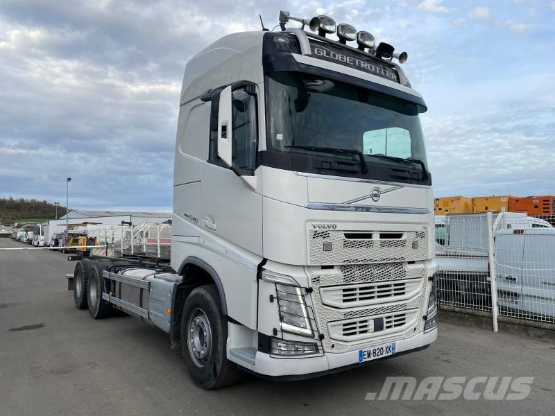 Volvo 540 Chassis met cabine