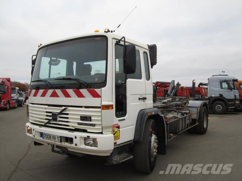 Volvo FL6 19 Cable lift demountable trucks