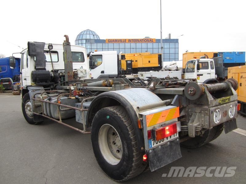 Volvo FL6 19 Camiões caixa desmontável com elevador de cabo