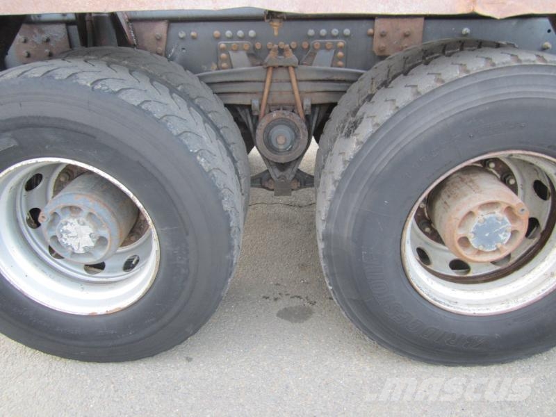 Volvo FM 400 Lastväxlare med kabellift